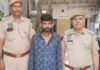 शराब की लत पूरी करने के लिए वाहन चुराने वाला पकड़ा Man caught stealing vehicles to fund alcohol addiction.