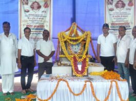 श्याम पार्क में सजा बाबा श्याम का आकर्षक भव्य दरबार