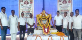 श्याम पार्क में सजा बाबा श्याम का आकर्षक भव्य दरबार