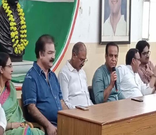 सुनीता मावर के समर्थन में कांग्रेस का शक्ति प्रदर्शन: महापौर चुनाव में बदलेंगे समीकरण