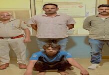 पांच साल से फरार पांच हजार का इनामी वाहन चोर गिरफ्तार