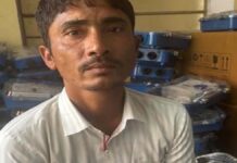 ट्रांसफार्मर दिलाने की एवज में 8 हजार रुपए रिश्वत लेते डिस्कॉम कर्मचारी गिरफ्तार