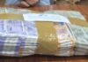 42 लाख की बैंक लूट मामला: रेकी करने वाली प्रेमिका गिरफ्तार Rs 42 lakh bank robbery case: Girlfriend who conducted recce arrested