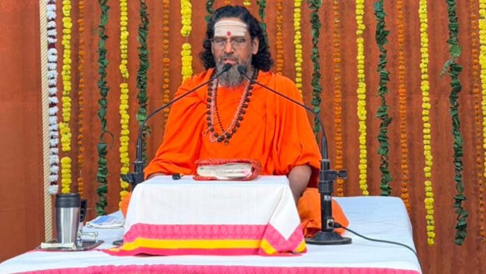 Purushottama Yoga: The Most Important Chapter of the Gita – Swami Abhedananda Purushottama Yoga: The Most Important Chapter of the Gita – Swami Abhedananda