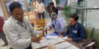 डब्ल्यूटीपी मॉल के दो दर्जन फूड आउटलेट्स का निरीक्षण कर लिए नमूने