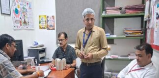अस्पतालों की कैंटीन एवं मेस किचन और अस्पतालों के बाहर स्थित ढाबों एवं फूड स्टॉल्स का सघन निरीक्षण Intensive inspection of hospital canteens and mess kitchens, as well as dhabas and food stalls located outside hospitals.