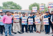 आमेर से हवामहल तक महिला पर्यटकों की सुरक्षा के लिए पुलिस ने चलाया जागरूकता अभियान