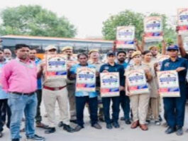 आमेर से हवामहल तक महिला पर्यटकों की सुरक्षा के लिए पुलिस ने चलाया जागरूकता अभियान