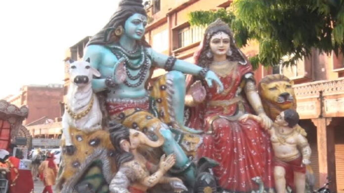 Grand procession taken out in Jaipur on the 5150th birth anniversary of Maharaja Agrasen. Grand procession taken out in Jaipur on the 5150th birth anniversary of Maharaja Agrasen.