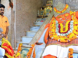 संत का श्राप भी वरदान बन जाता है: मुरलीधर महाराज Even a saint's curse can turn into a blessing: Murlidhar Maharaj