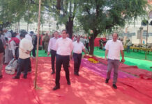 पंचायतीराज आम चुनाव के द्वितीय चरण के मतदान के लिए मतदान दल रवाना