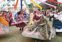 डांडिया उत्सव में दिखी भारतीय संस्कृति की झलक: 1000 से अधिक छात्राओं ने लिया भाग