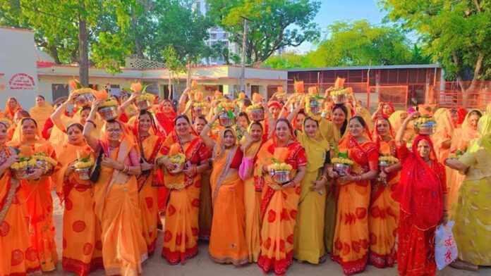 Chants of 'Jai Shri Ram' echoed in the Dhehar ka Balaji area.