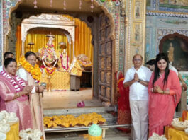 गोपीनाथजी को अर्पित किया 56 प्रकार के व्यंजनों का भोग: विशेष घड़ी रही आकर्षण का केंद्र