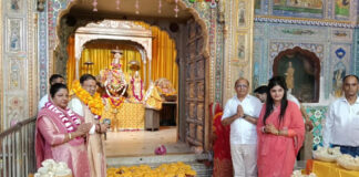 गोपीनाथजी को अर्पित किया 56 प्रकार के व्यंजनों का भोग: विशेष घड़ी रही आकर्षण का केंद्र