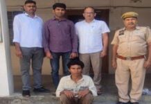 अपने ही घर से गहने चुराकर जयपुर बेचने आया युवक गिरफ्तार