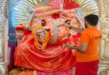 सोम-पुष्य पर श्री नहर के गणेशजी का पंचामृत अभिषेक, 251 दीपकों से हुई महाआरती Panchamrit Abhishek of Shri Nahar's Ganesha on Som-Pushya