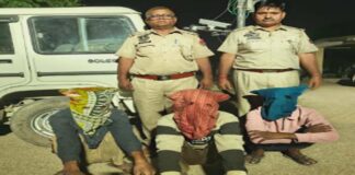 हाईवे पर राहगीरों से लूटपाट करने वाली गैंग के तीन बदमाश चढे पुलिस के हत्थे