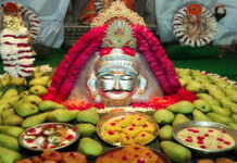 श्री गोपेश्वर नाथ महादेव का हुआ अलौकिक श्रृंगार : ‘हर-हर महादेव’ के जयघोष से गूंजा परिसर Shri Gopeshwar Nath Mahadev adorned in a divine, extraordinary display.