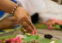 असमर्थता में भी श्रद्धा से करें पितरों का स्मरण, तिल-जल से तर्पण भी श्राद्ध का विकल्प Even when unable to perform elaborate rituals, remember your ancestors with reverence.