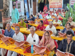 नवान्ह पारायण महोत्सव में गूंजी बालकांड और अयोध्या कांड की चौपाइयां Verses from the Balakanda and Ayodhyakanda resonated during the Navahna Parayana Mahotsava.