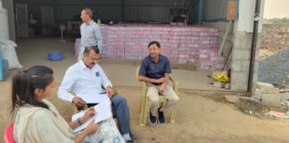 बिना खाद्य अनुज्ञा पत्र चल रही पानी की इकाई सीज कर की 96 हजार बोतलें जब्त