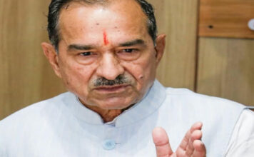 चुनाव आयोग के खिलाफ कांग्रेस का प्रदर्शन सुर्खियों में बने रहने की कोशिश : मदन राठौड़