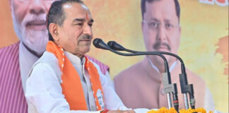 राहुल गांधी देश में अराजकता फैलाने और संवैधानिक संस्थाओं की छवि धूमिल करने का कर रहे हैं प्रयास: मदन राठौड़