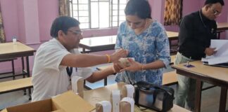 पीजी हॉस्टलों की मेस में मिली एक्सपायरी सॉस और दूषित खाद्य सामग्री