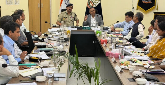 Crackdown to intensify on those smuggling drugs via foreign parcels Crackdown to intensify on those smuggling drugs via foreign parcels
