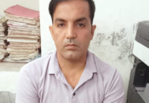 झूठे केस में फंसाने की धमकी देकर रिश्वत मांगने वाला कांस्टेबल दो हजार लेते गिरफ्तार Constable arrested while accepting a 2,000-rupee bribe