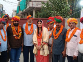 27 दिवसीय वैष्णो देवी पदयात्रा कर जयपुर लौटे श्रद्धालुओं का भव्य स्वागत
