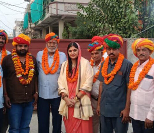 27 दिवसीय वैष्णो देवी पदयात्रा कर जयपुर लौटे श्रद्धालुओं का भव्य स्वागत
