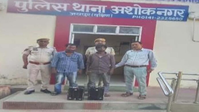 Two brothers arrested for stealing e-rickshaw batteries. Two brothers arrested for stealing e-rickshaw batteries.