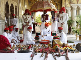विजयादशमी के अवसर पर महाराजा सवाई पद्मनाभ सिंह ने की पारंपरिक पूजा-अर्चना