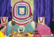 श्याम भजनों से गूंजे मंदिर: बाबा श्याम और माता रानी का सजा दरबार