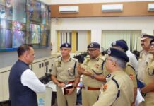 मुख्य सचिव ने किया जयपुर पुलिस कमिश्नरेट के साइबर थाने का निरीक्षण