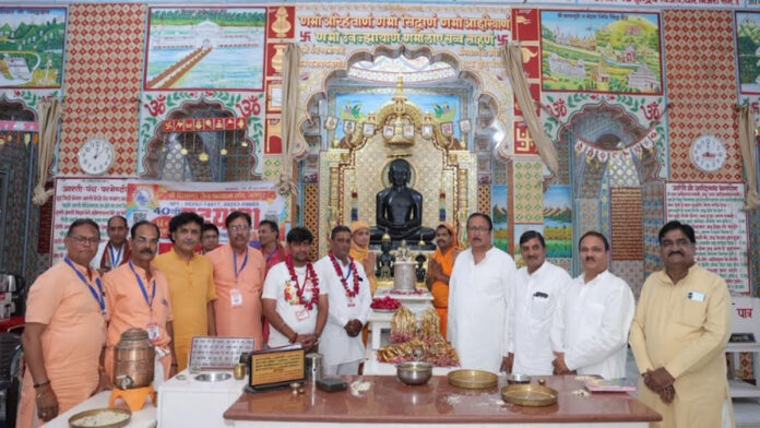 40th Padayatra (foot pilgrimage) from Jaipur to Shri Mahavirji 40th Padayatra (foot pilgrimage) from Jaipur to Shri Mahavirji