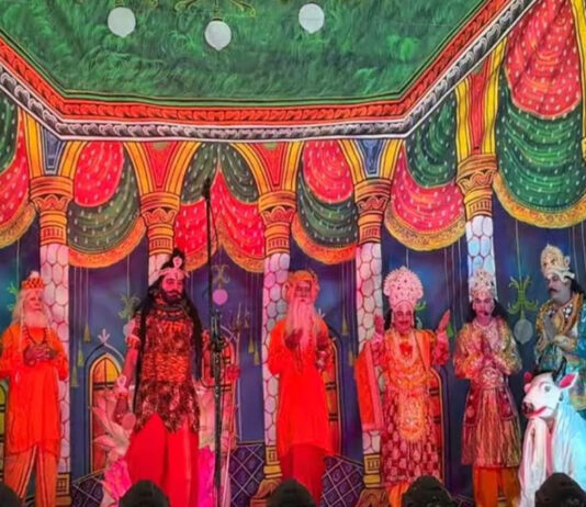 आदर्श नगर रामलीला में राम-जानकी विवाह का प्रसंग: लक्ष्मण-परशुराम संवाद ने बांधा समां The episode of the wedding of Ram and Janaki at the Adarsh Nagar Ramlila