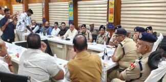 परकोटे में त्योहारों की भीड़ से निपटने की तैयारी: पुलिस-नगर निगम मिलकर संभालेंगे मोर्चा Jaipur to sparkle on Diwali: City to be decked out in the spirit of cleanliness.